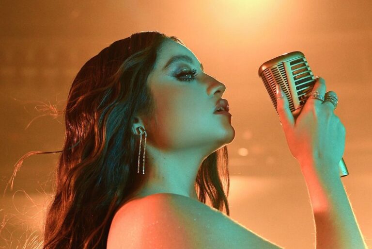 KAROL SEVILLA