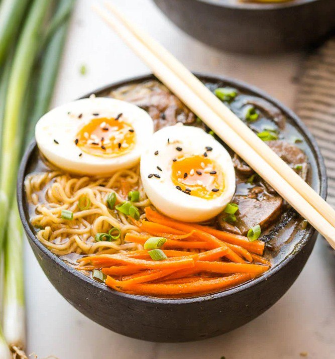 How to Make Homemade Ramen Bowls: A Flavorful Journey into Asian Cuisine