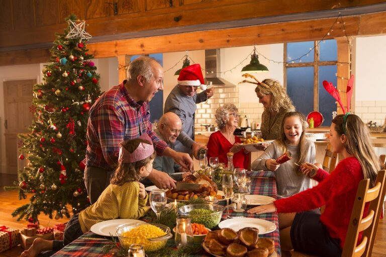 5 interesting Christmas traditions around the world
